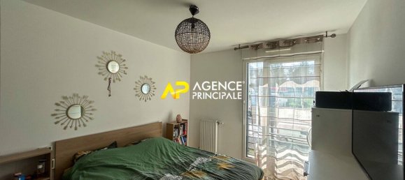 2 bedrooms Apartment in Bezons, France No. 172814 11