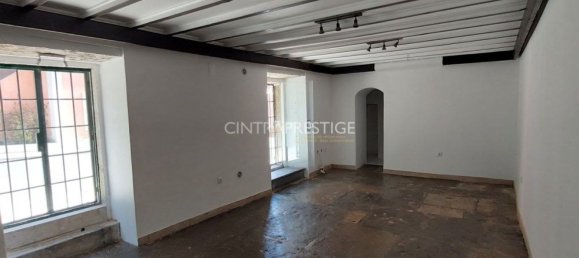 Gebäude in Sintra, Portugal 500m², Nr. 121661 2