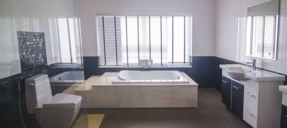 5 bedrooms Cafe / restaurant in Pattaya, Thailand No. 4098 3