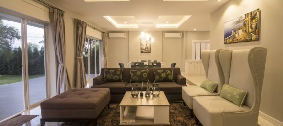 5 bedrooms Cafe / restaurant in Pattaya, Thailand No. 4098 14