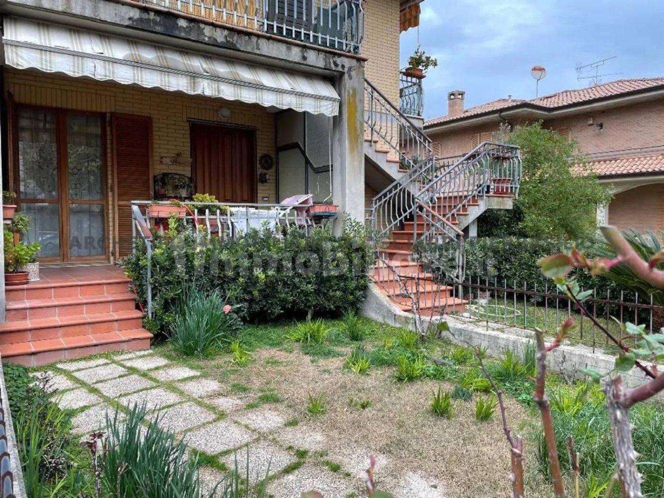 5 bedrooms Villa in Cupra Marittima, Italy No. 80740