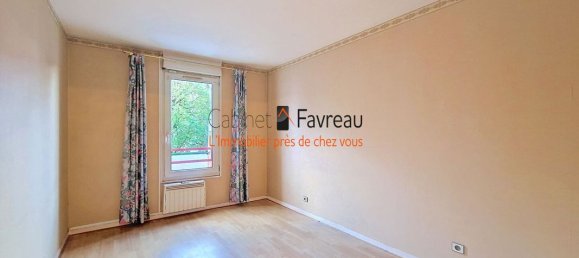 3 bedrooms Apartment in Fresnes, France No. 162801 4