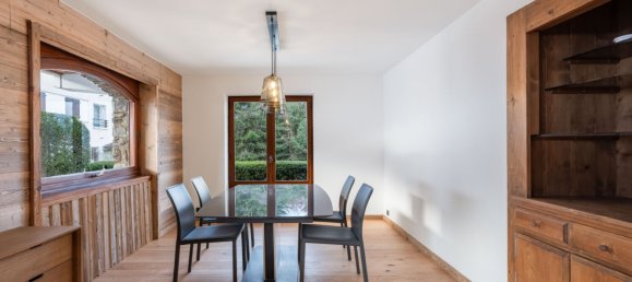 3 bedrooms Apartment in Megeve, France No. 332 2