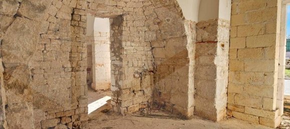 3 bedrooms House in Locorotondo, Italy No. 24785 40