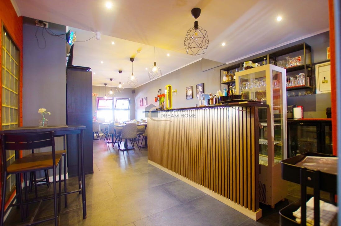 Коммерческая недвижимость 56м² в Албуфейра, Португалия № 214866