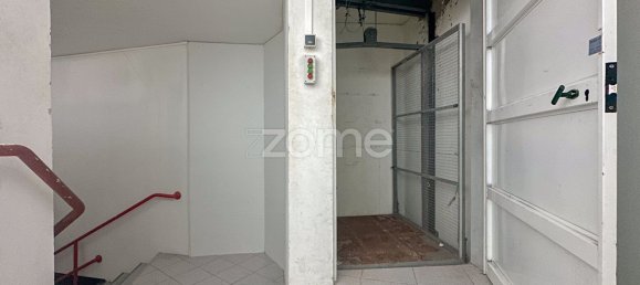  عقار تجاري في Ponta Delgada, Portugal 1000متر مربع رقم 51178 35