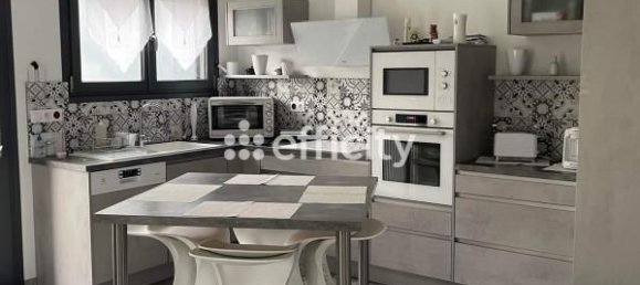 5 Schlafzimmer Haus in Blois, France, Nr. 79138 2