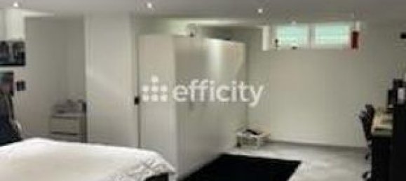 5 Schlafzimmer Haus in Blois, France, Nr. 79138 17