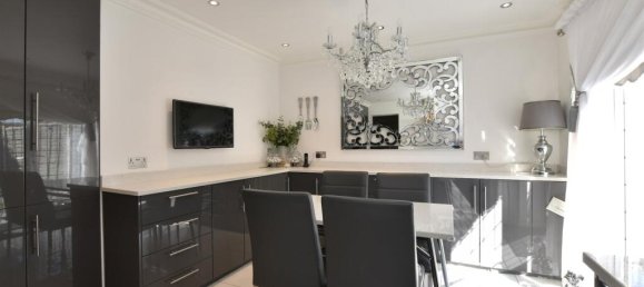 5 bedrooms House in Essex, United Kingdom No. 4134 32