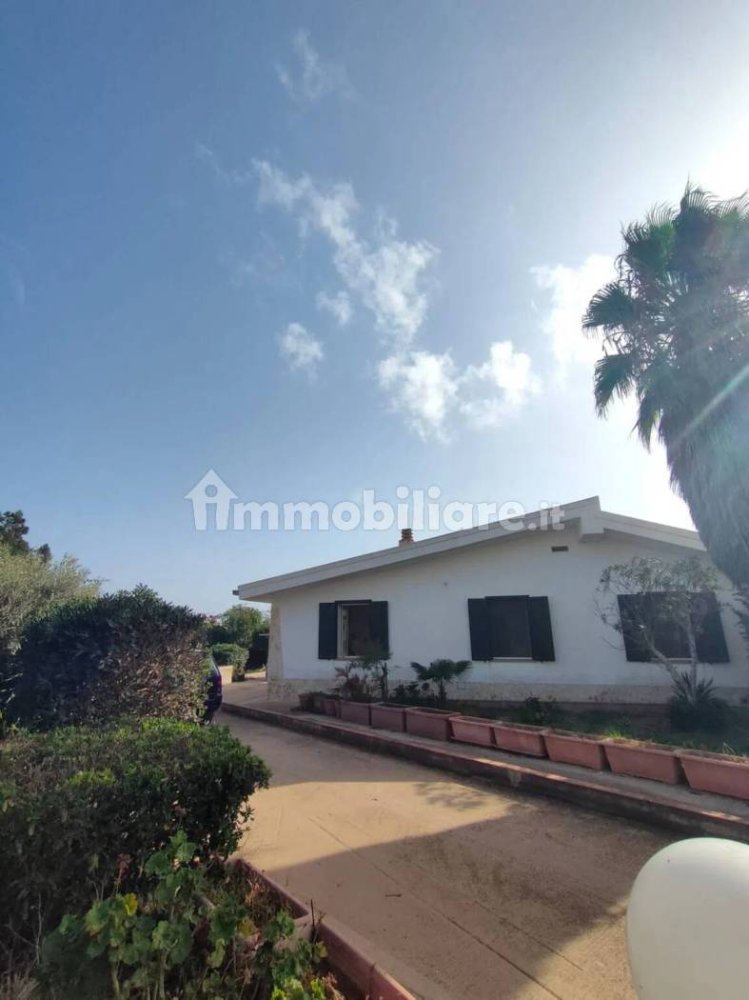 4 bedrooms Villa in Portopalo di Capo Passero, Italy No. 162444