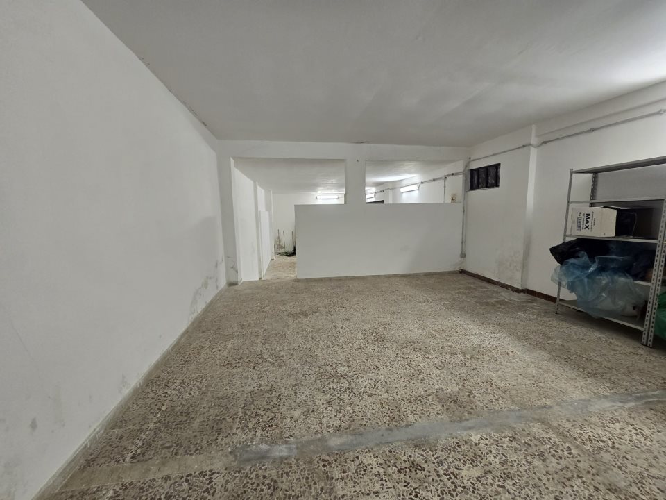 Garage à Palermo, Italy 90m² No. 134942