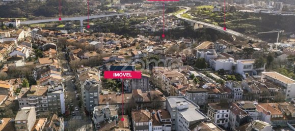 8 bedrooms House in Porto, Portugal No. 96261 49