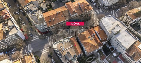 8 bedrooms House in Porto, Portugal No. 96261 45