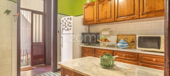 8 bedrooms House in Porto, Portugal No. 96261 5