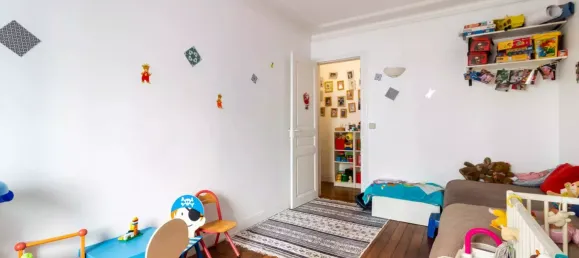 2 bedrooms Apartment in Paris, France No. 187421 6