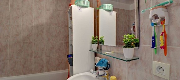 Apartamento de 2 dormitorios en Chanteloup-les-Vignes, France No. 166177 5