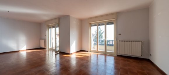 5 bedrooms Apartment in Belpasso, Italy No. 323894 3