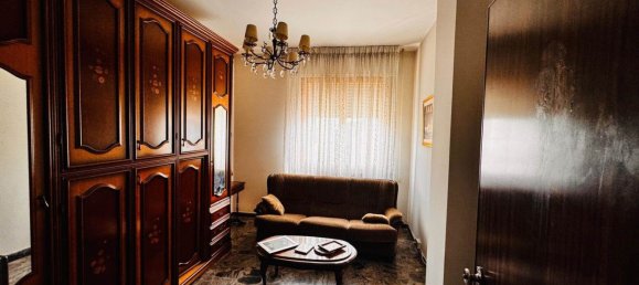 6 bedrooms Apartment in Chioggia, Italy No. 326458 5