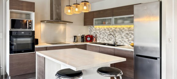 3 bedrooms House in Urt, France No. 103930 3