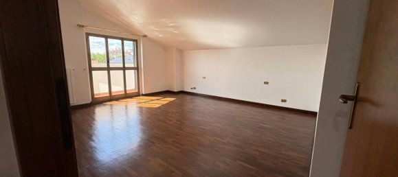 4 chambres Appartement à Muggiò, Italy No. 364331 35