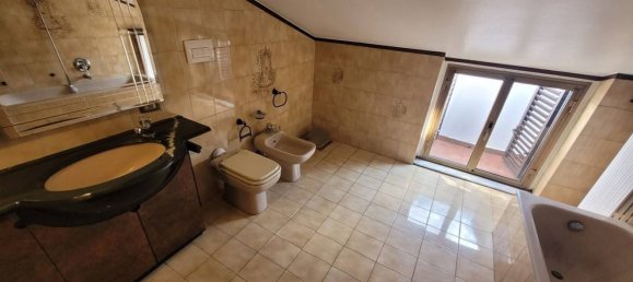 4 chambres Appartement à Muggiò, Italy No. 364331 20