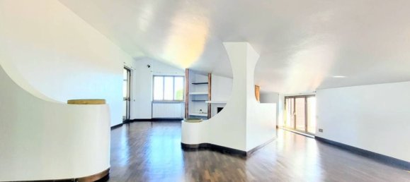 4 chambres Appartement à Muggiò, Italy No. 364331 24