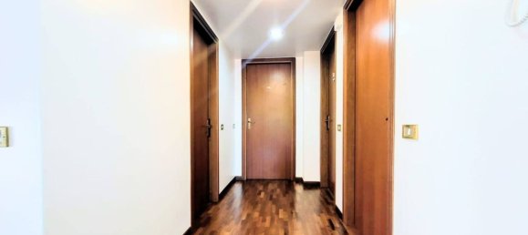 4 chambres Appartement à Muggiò, Italy No. 364331 28