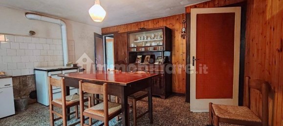 3 bedrooms House in Posina, Italy No. 360186 5