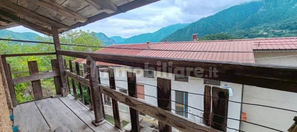 3 bedrooms House in Posina, Italy No. 360186 9