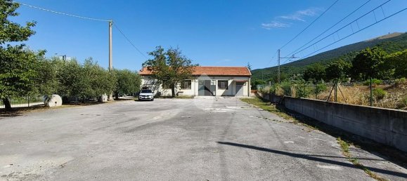 6 rooms Warehouse in Gualdo Tadino, Italy No. 282221 10