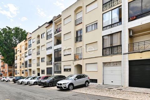 Apartamento de 3 dormitorios en Cascais, Portugal No. 288737