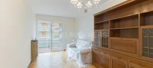 Apartamento de 4 dormitorios en Barcelona, Spain No. 174961 7