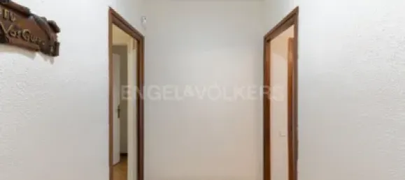 Apartamento de 4 dormitorios en Barcelona, Spain No. 174961 14