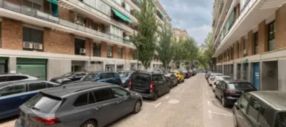 Apartamento de 4 dormitorios en Barcelona, Spain No. 174961 17