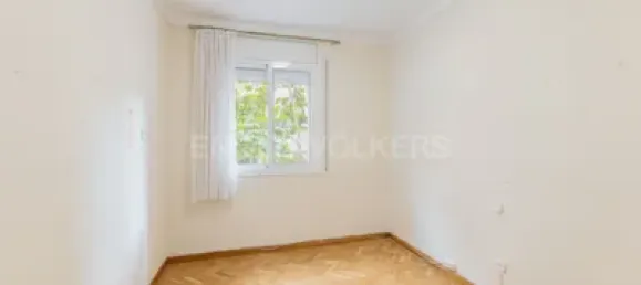 Apartamento de 4 dormitorios en Barcelona, Spain No. 174961 34