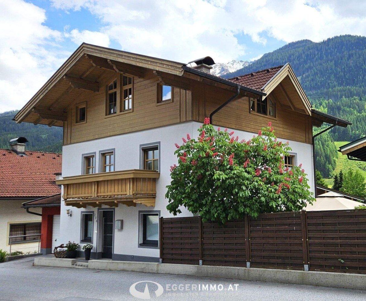 6 rooms House in Neukirchen am Grossvenediger, Austria No. 213820