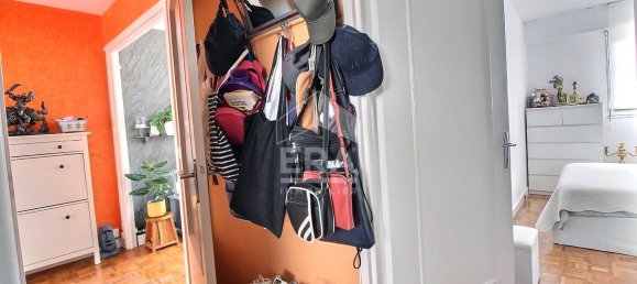 3 rooms Apartment in Le Plessis-Robinson, France No. 282790 8