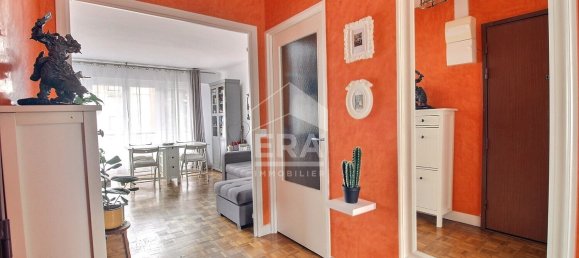 3 rooms Apartment in Le Plessis-Robinson, France No. 282790 6