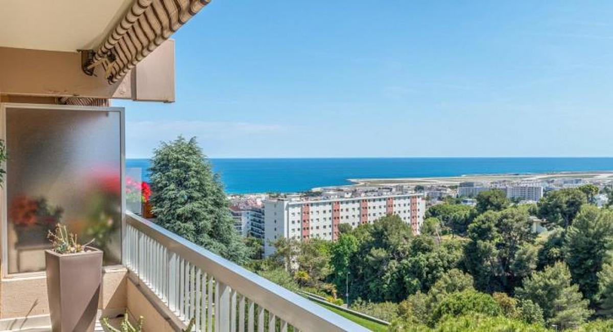 2 bedrooms Apartment in Nice, France No. 2771