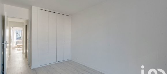 4 rooms Apartment in Paris, France No. 177338 11