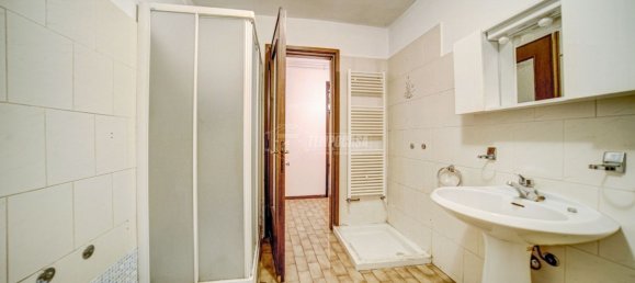 4 rooms Villa in Cassano Magnago, Italy No. 236149 17