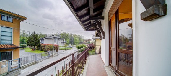 4 rooms Villa in Cassano Magnago, Italy No. 236149 35