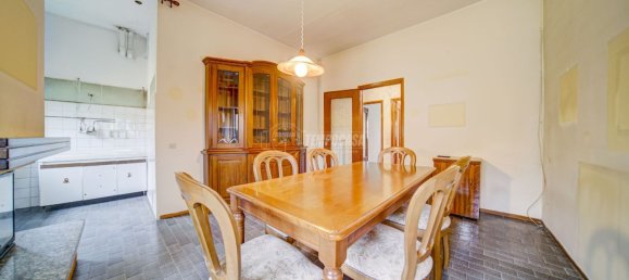 4 rooms Villa in Cassano Magnago, Italy No. 236149 3