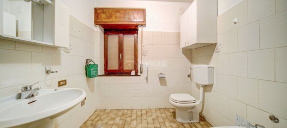 4 rooms Villa in Cassano Magnago, Italy No. 236149 14