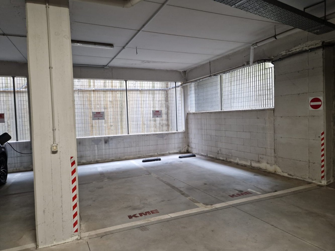 14m² Commercial property in Florence, Italy No. 265274