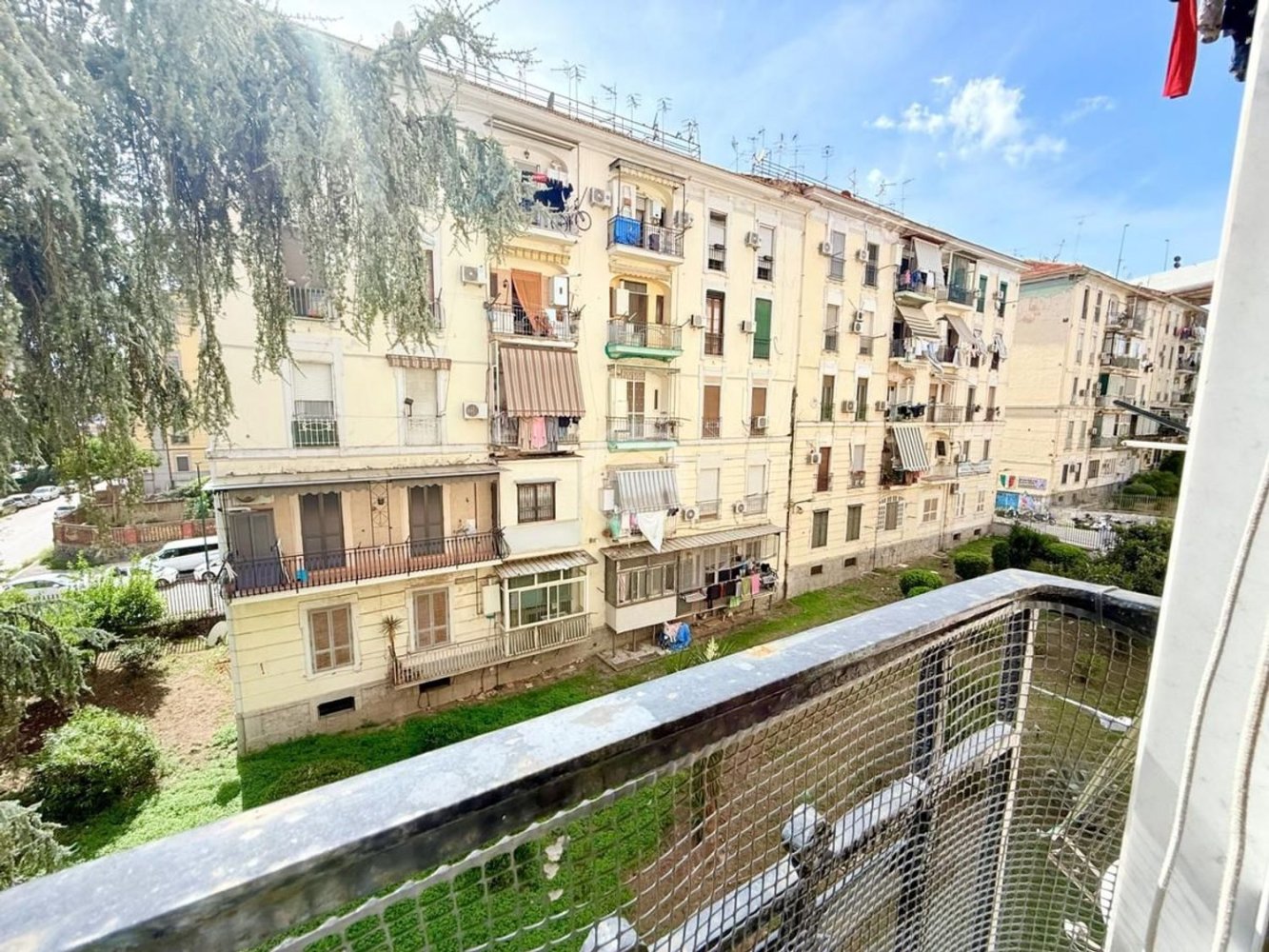 Apartamento de 3 dormitorios en Naples, Italy No. 347454