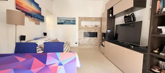 Apartamento de 3 dormitorios en Naples, Italy No. 347454 13