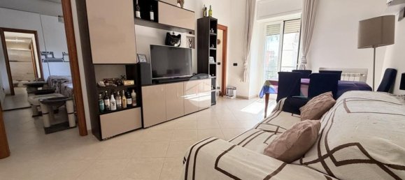 Apartamento de 3 dormitorios en Naples, Italy No. 347454 12