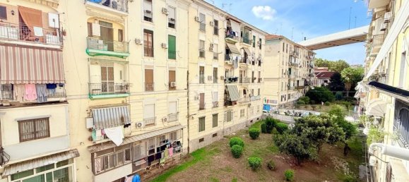 Apartamento de 3 dormitorios en Naples, Italy No. 347454 10