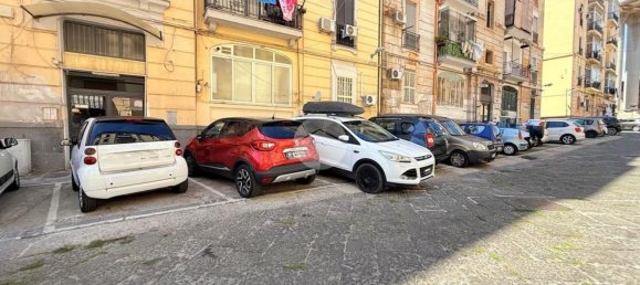 Apartamento de 3 dormitorios en Naples, Italy No. 347454 3